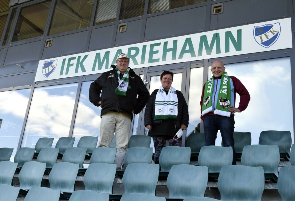 Sune Eriksson, Ann Forsbom-Greiff och Dick Sirén i den nya supporterföreningen ”Grönvitt” Fotboll, IFK Mariehamn, Sune Eriksson, Ann Forsbom-Greiff, Dick Sirén