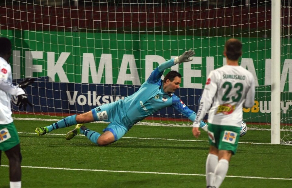 Oskari Forsman i IFK-målet.