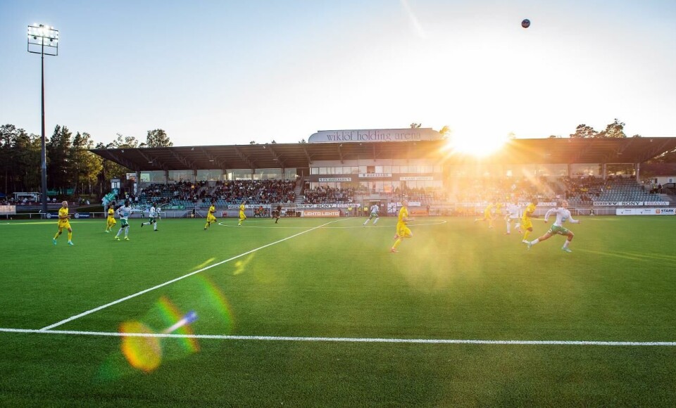 Klockan 14.00 idag vet vi vilka IFK Mariehamn får möta i premiären av Tipsligan. Fotboll, IFK MAriehamn, publik, WHA *** Local Caption *** @Bildtext:solstrålar@Normal:Foto: Daniel Eriksson