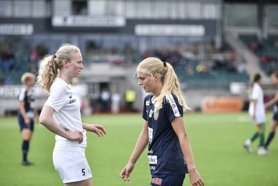 Jacqui Hand hade ett gyllene läge att göra 2–0 och därmed punktera matchen i den 90:e minuten. I stället blev det delad pott då hemmalaget kvitterade tre minuter senare. Åland United, ÅU, HPS, Wiklöf Holding Arena, WHA, Fotboll