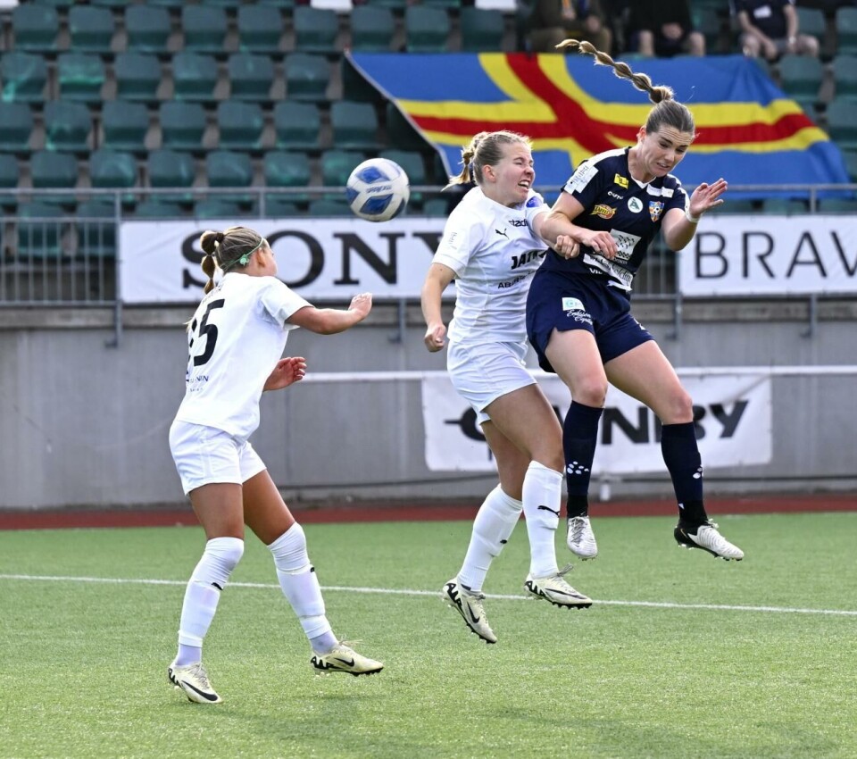 Gabi Rennie nickade in ledningsmålet borta mot KuPS.