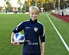 090921 , 09092021 , 2020909 , Fotboll , 14-åriga talangen Olivia Ulenius spelar med Åland United , ÅU , WHA