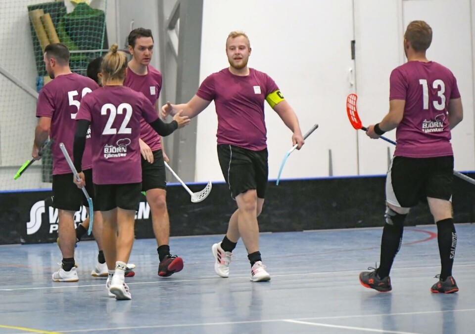 Dynamo har seriesegern i egna händer. 290921 , 29092021 , 20210929 , Innebandy , Dynamo  Pro-09 , Baltichallen *** Local Caption *** @Bildtext:Innebandy, Dynamo  Pro-09, Fredrik Engström@Normal:Foto: Robert Jansson