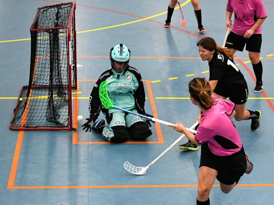 Den lokala serien i innebandy har lockat fem lag till start. Innebandy