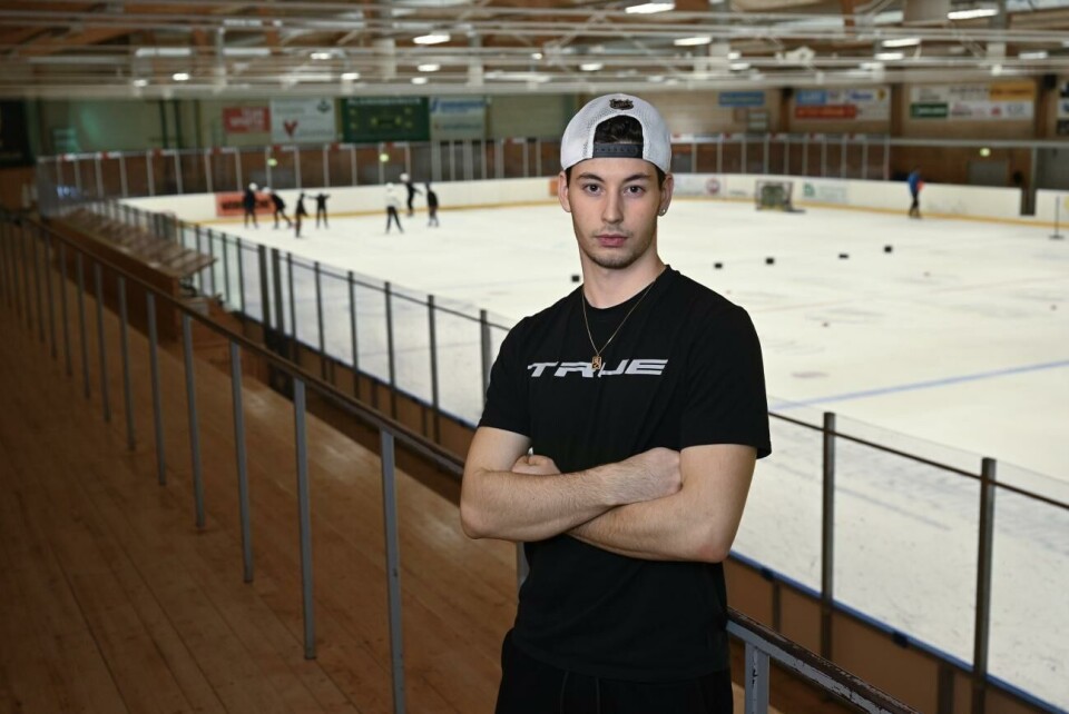 Trots att det bara är 14 månader sedan Daniel Nieminen, 18, började med hockey är han redan del av det spanska U18-landslaget och det framgångsrika IFK-lag som nu jagar avancemang till division 3.