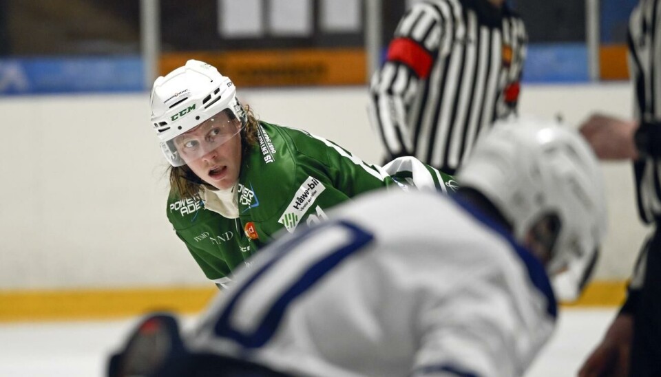 Tidigare lagkaptenen Pontus Nylén finns inte med när A-laget tar sig an sin allra första division 2-säsong.