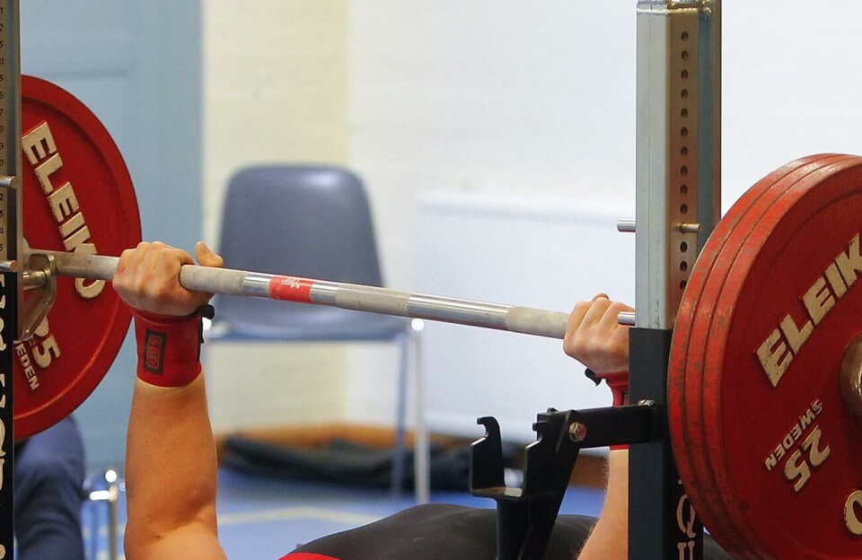 JVM-brons i styrkelyft