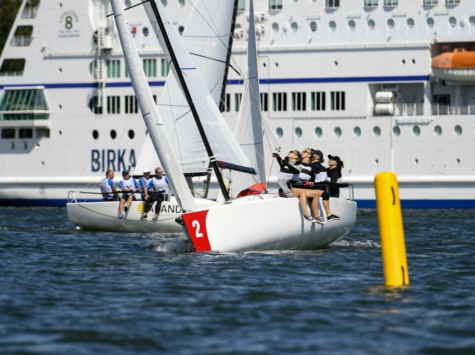 ÅSS damer seglar vårregattan i helgen trots att kvalet till seglingsligan uteblir. Segling