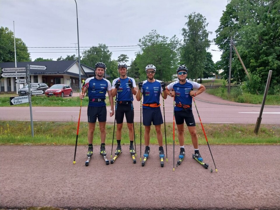 Juuso Mattila, Olli Tyrväinen, Isac Holmström och Leevi Tarjanne har skidat från Godby till Geta. Juuso Mattila, Olli Tyrväinen, Isac Holmström och Leevi Tarjanne har skidat från Godby till Geta.@Normal_indrag: