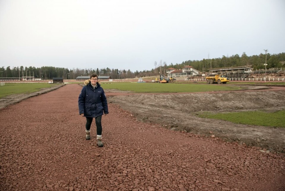 Pia Erikson på hästsportföreningens nya Islandsoval. Pia Eriksson