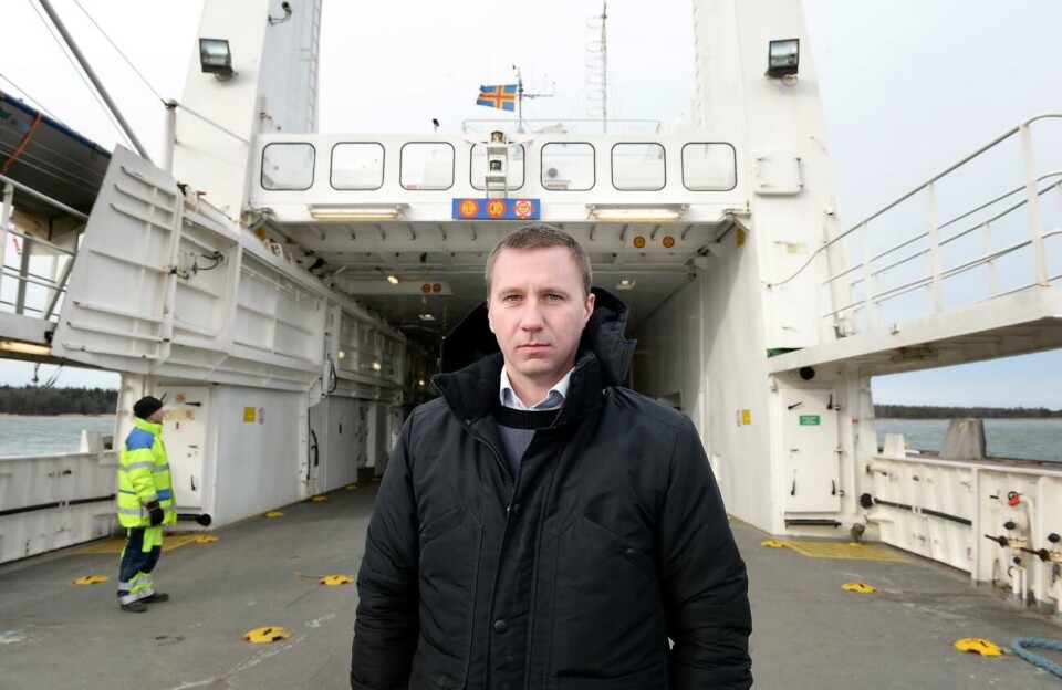 ”Som anställd har jag gjort mitt bästa” Oskar Berndtsson säger att han representerar ett aktiebolag och ska försöka finna lösningar som är så bra som möjligt för bolaget. ”Man kan få det att se dåligt ut om man vill, men det finns inget lagvidrigt i det här upplägget”, säger han.