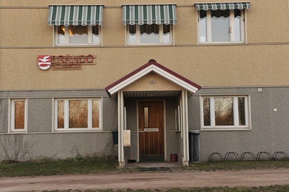 Brändö kommun medger misstaget med upphandlingen. brändö kommunkansli, brändö kommun,
