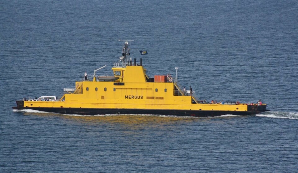 Mergus tros kunna trafikera på söndag Mergus tros kunna börja trafikera på söndag trots problem med färjfästet i Snäckö.Wikimedia Commons