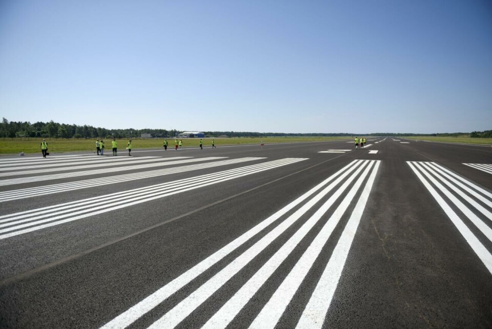 Infrastrukturministern skulle gärna se trafikplikt också på linjerna till Åbo och Helsingfors.