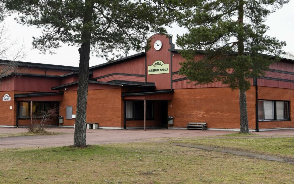 NÅUD diskuterar byte till värdkommun Medlemskommunerna i Norra Ålands utbildningsdistrikt (NÅUD), som samarbetar kring Godby högstadieskola, diskuterar om en ny form av samarbete.