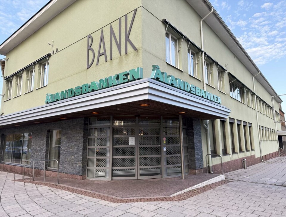 Halla-aho riktar kritik mot Ålandsbanken