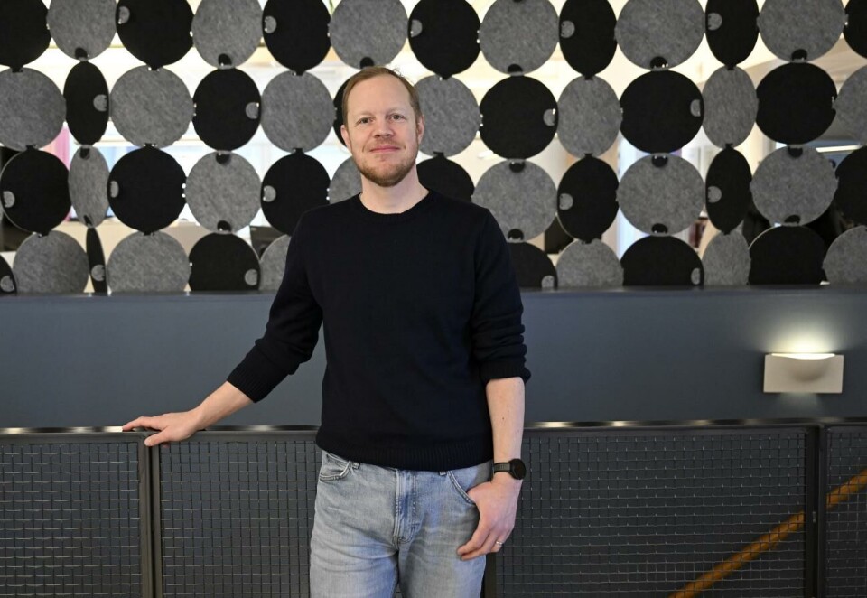 Ekonomiskribenten Fredrik Rosenqvist anser att alla bör ha ett sparande och att man ska starta så tidigt som möjligt. I fråga om hållbart sparande rekommenderar han att man utgår från EU:s klassificering av fonder.