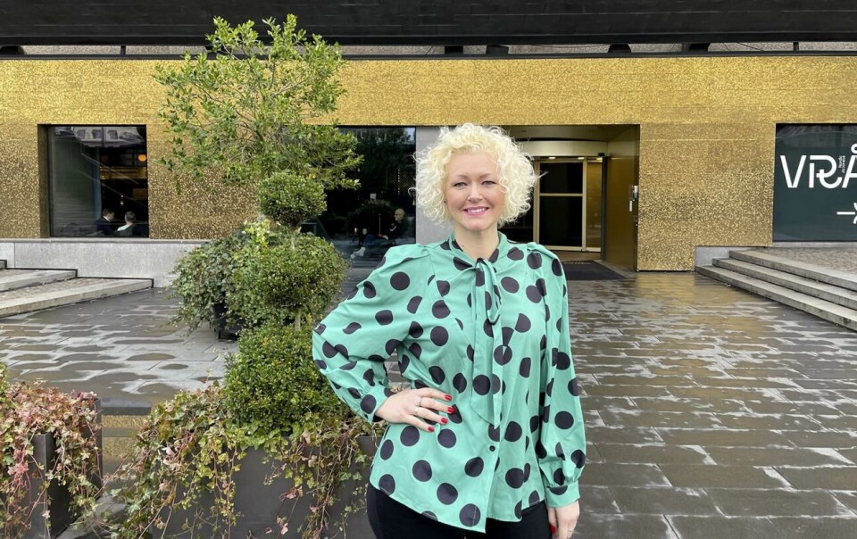 Åland representeras i Melodifestivalen när Sandra Estberg på lördag syns i alla tv-rutor för att framföra en dansbandsinfluerad schlagerlåt. Åland representeras i Melodifestivalen när Sandra Estberg på lördag syns i alla tv-rutor för att framföra en dansbandsinfluerad schlagerlåt.Albert Söderback
