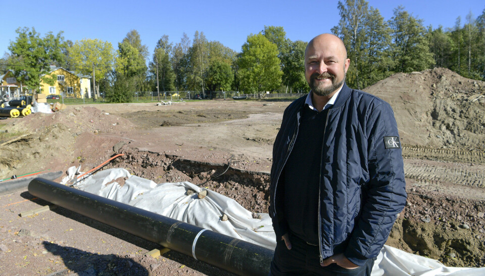 ”På sikt får vi se vad vi gör”, säger fullmäktigeledamoten Dennis Jansson (MSÅ) om Jomala kommuns två radhus.