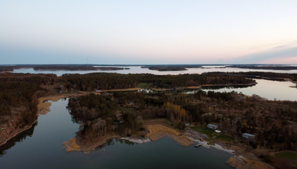 Vattenbolaget består av fyra fastigheter på Andersö och Isaksö.
