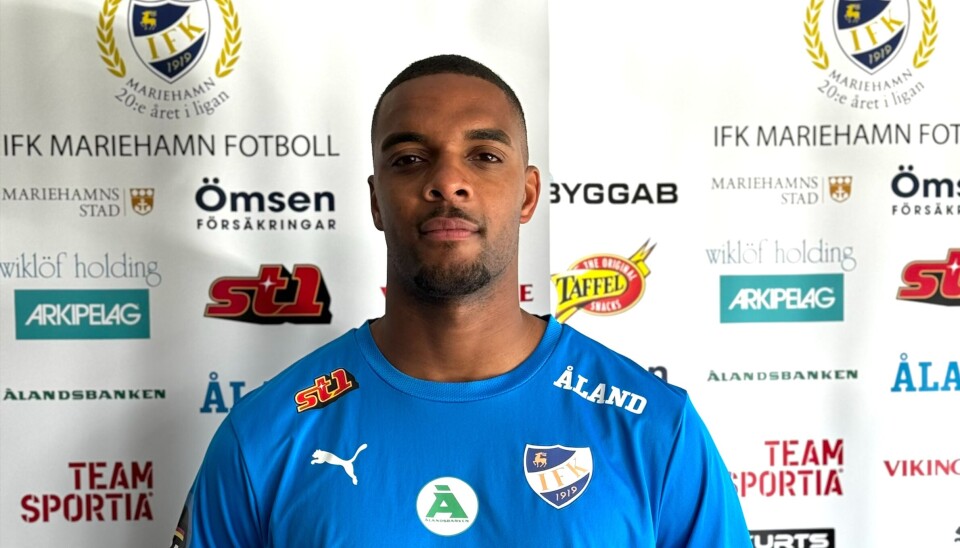 Dylan Silva är drar på sig IFK-tröjan för tre månader framöver.