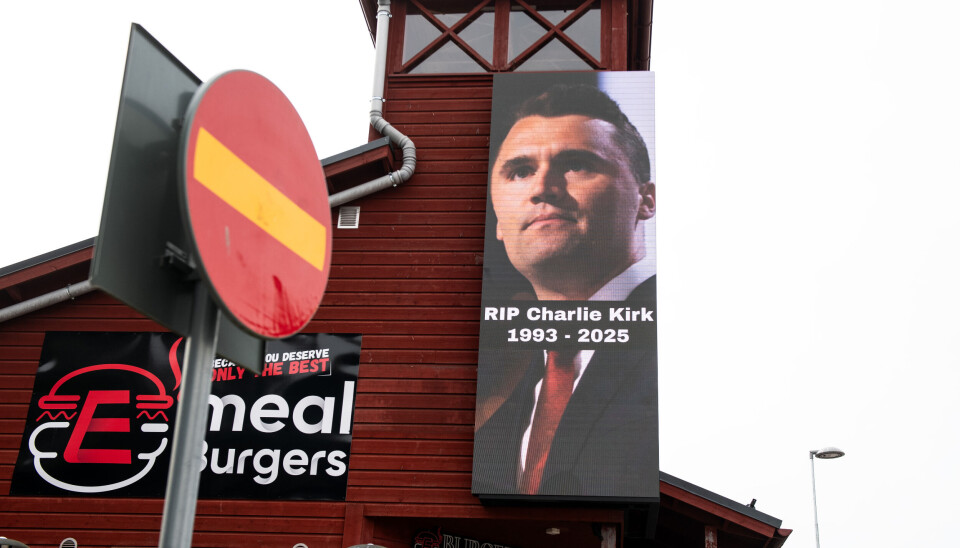 Den amerikanska konservativa politiska aktivisten Charlie Kirk mördades i förra veckan, vilket uppmärksammades på skärmarna på E-meal Burgers restaurang på Nygatan.